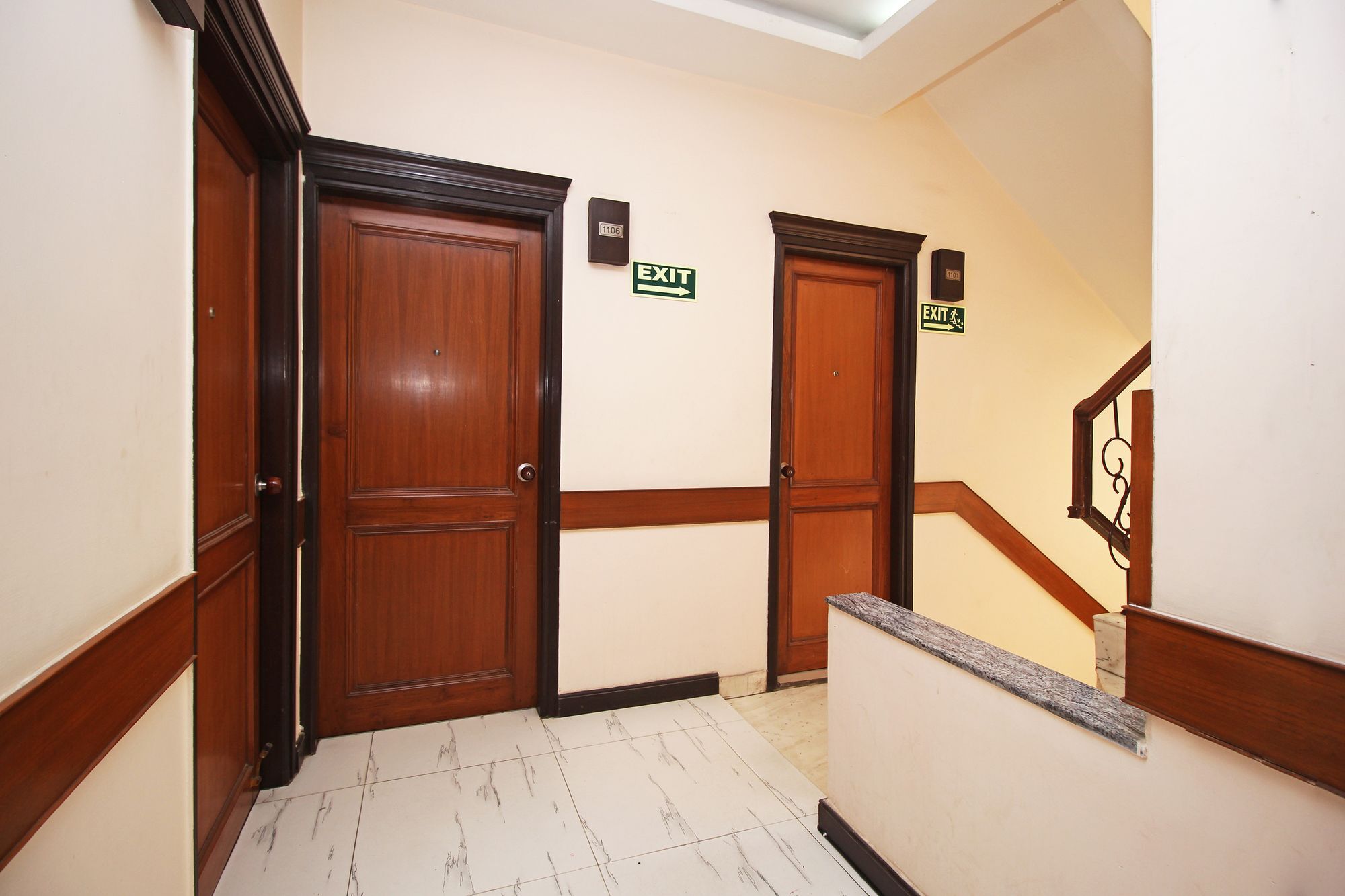 Oyo 6589 Shubhdeep Aashiyana Hotel Gurgaon Buitenkant foto