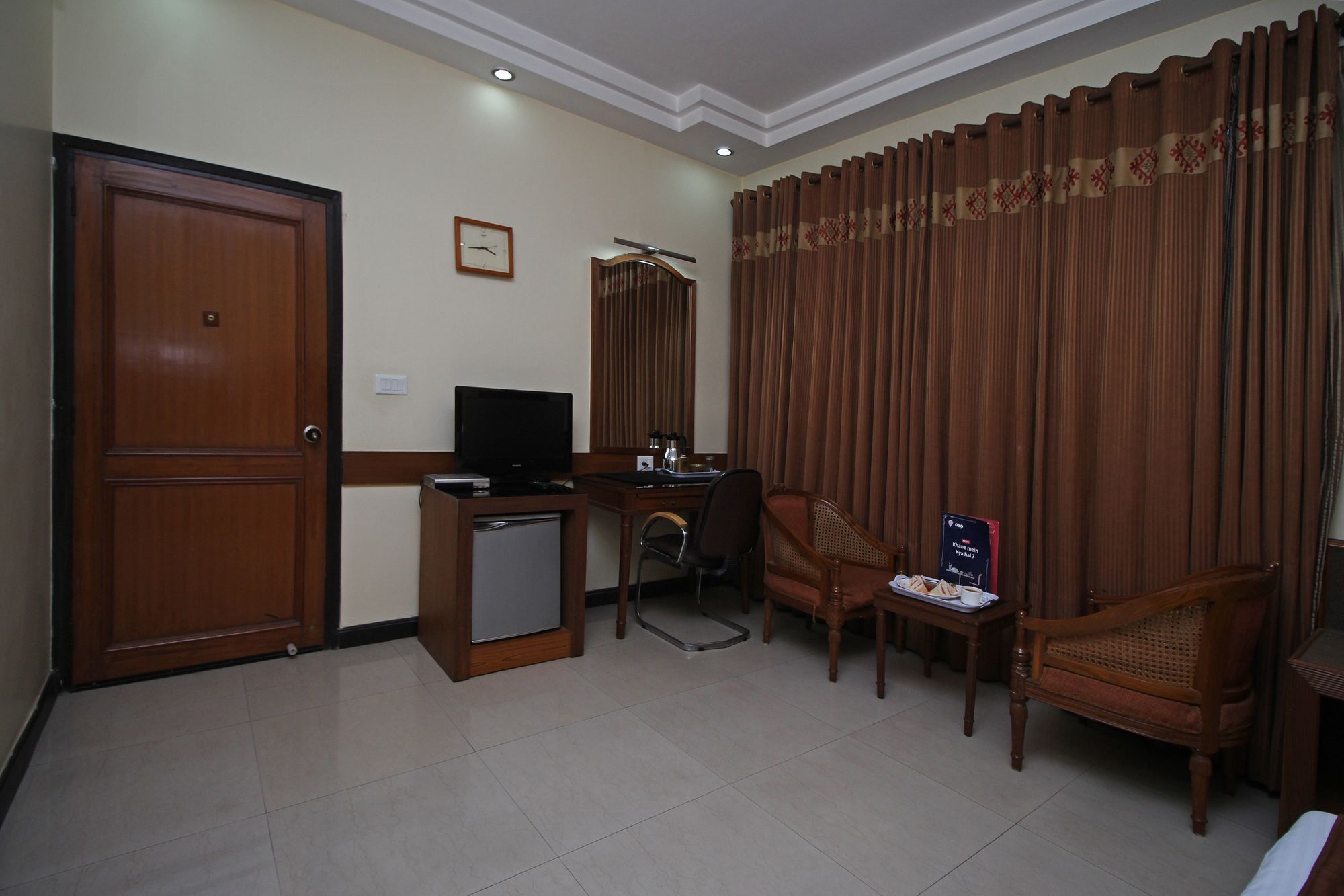 Oyo 6589 Shubhdeep Aashiyana Hotel Gurgaon Buitenkant foto