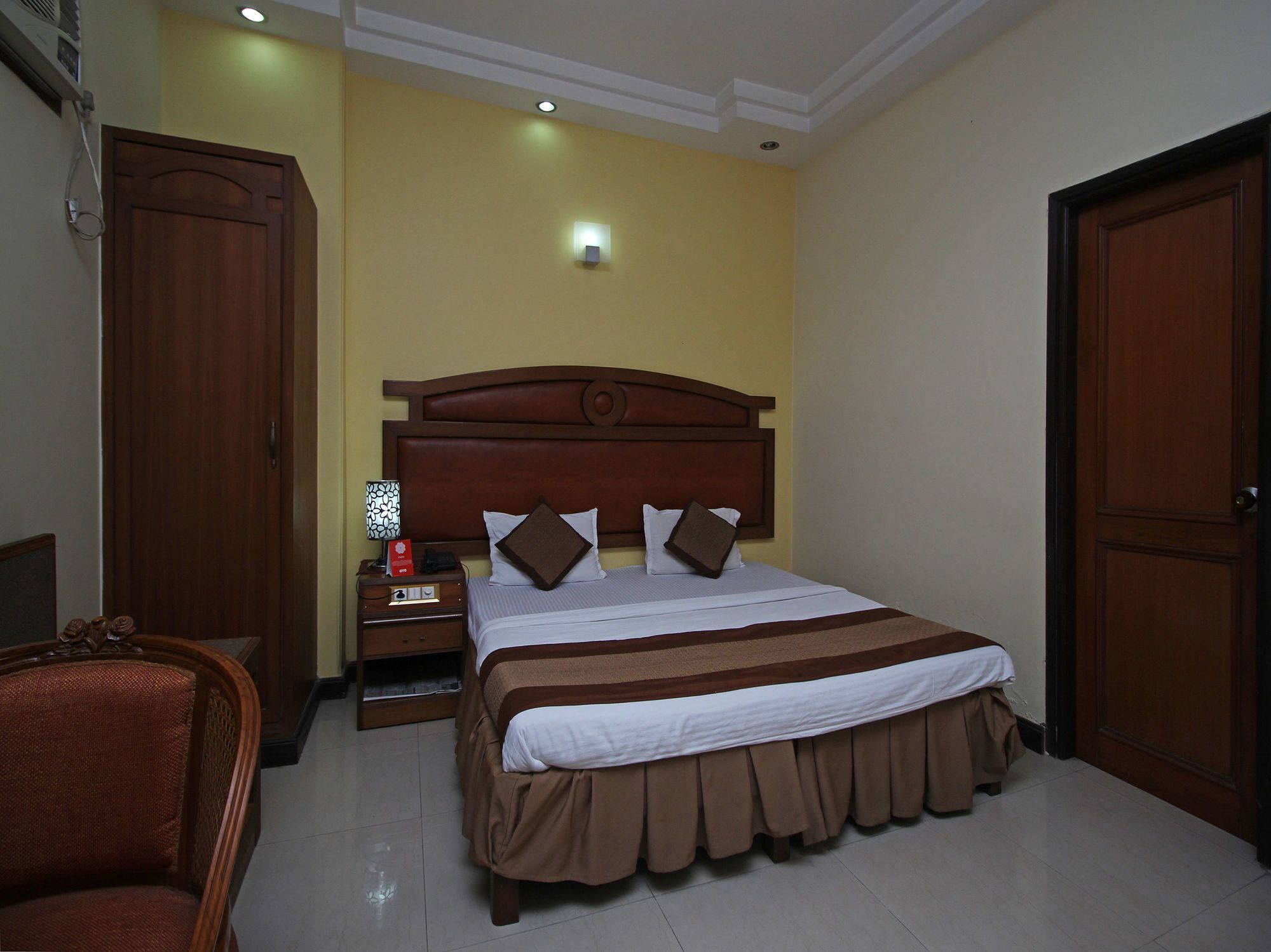 Oyo 6589 Shubhdeep Aashiyana Hotel Gurgaon Buitenkant foto