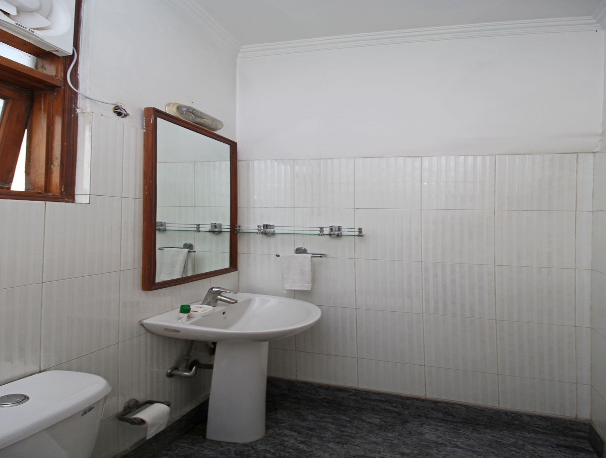 Oyo 6589 Shubhdeep Aashiyana Hotel Gurgaon Buitenkant foto