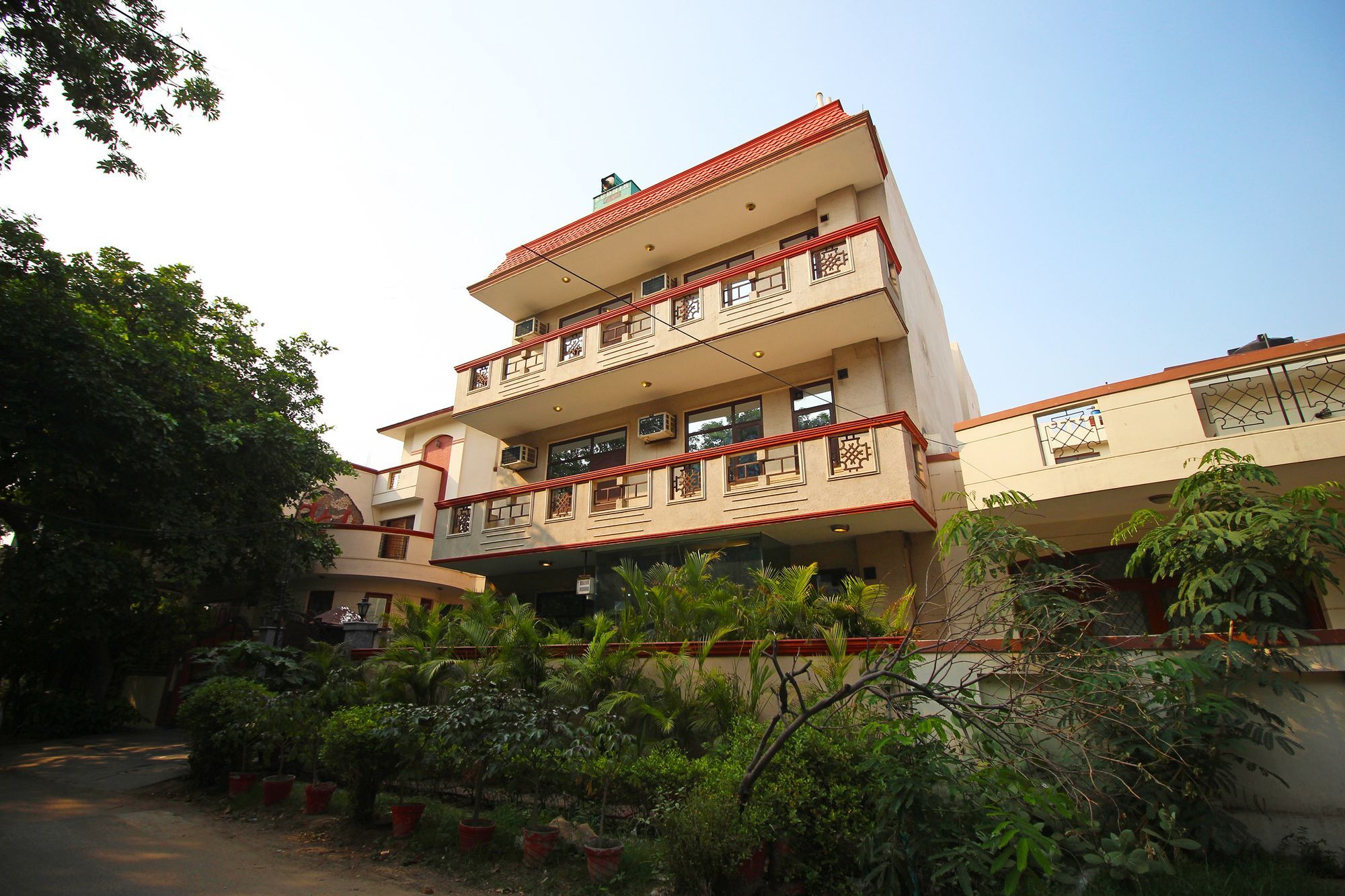 Oyo 6589 Shubhdeep Aashiyana Hotel Gurgaon Buitenkant foto